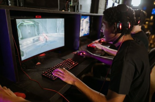 Día del Gamer: conoce a las 10 jugadoras de esports mejor pagadas