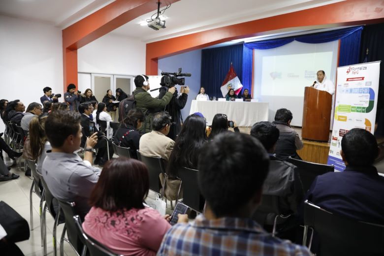 Ministerio de Trabajo promueve empleo juvenil y formalización laboral en el interior del país 