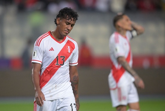 Renato Tapia: preocupa la situación del volante previo al partido con Chile