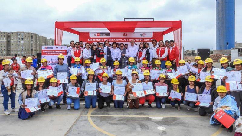 Más de 400 usuarias de Juntos participaron en “Ruta Mi Independencia Económica” en Lambayeque