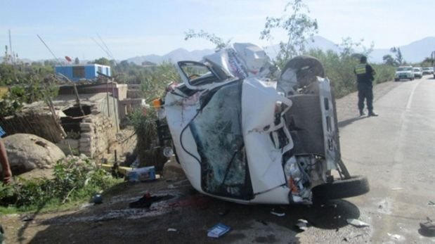 Dos fallecidos y un herido grave tras accidente de tránsito en Monsefú