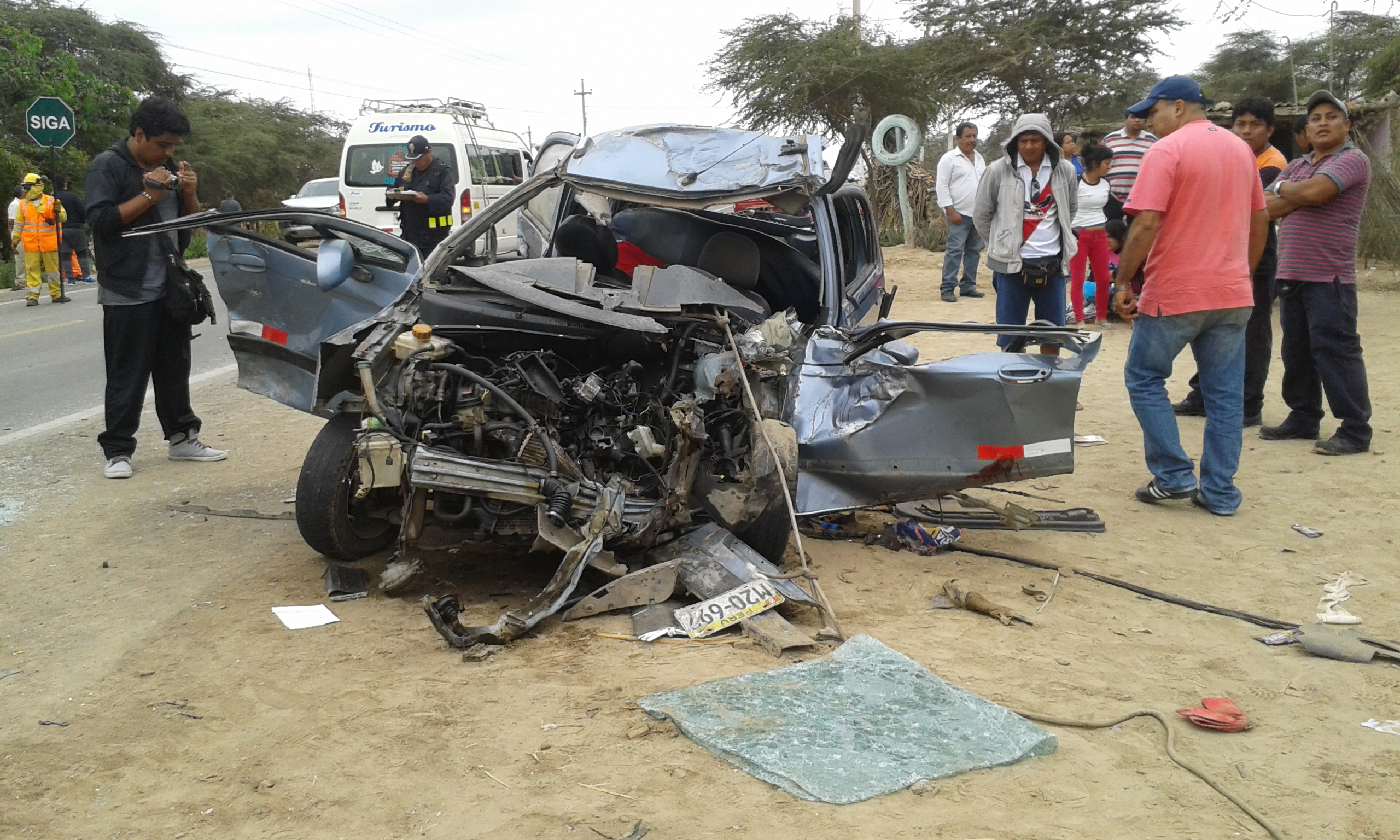 Tripe choque deja como saldo tres muertos