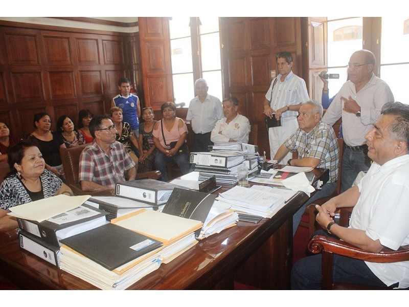 Cornejo aclara que Mercado Modelo será propiedad de los comerciantes