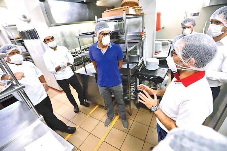 Aquí algunas estrategias para mantener un clima laboral positivo en tiempos de confinamiento