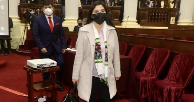 Poder Judicial ordena treinta meses de prisión preventiva contra la cuñada del presidente, Yenifer Paredes  