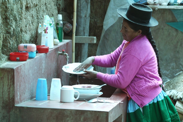 Gobierno central destinará S/ 320 millones para dotar de agua, telefonía y electricidad a familias no atendidas