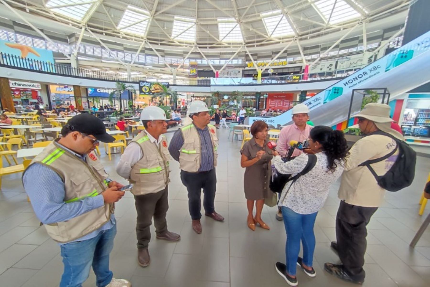 Alcaldesa y otras autoridades realizaron inspección técnica en el Real Plaza de Chiclayo 