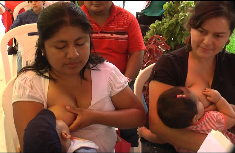 Hospital Las Mercedes promueve la  campaña de lactancia materna