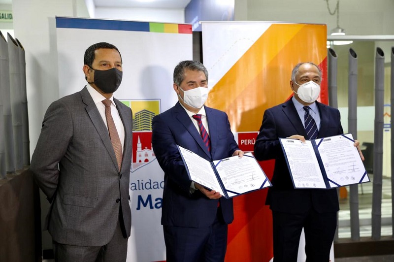 "Binomio público-privado debe segruir apoyando emprendimientos de jóvenes peruanos"