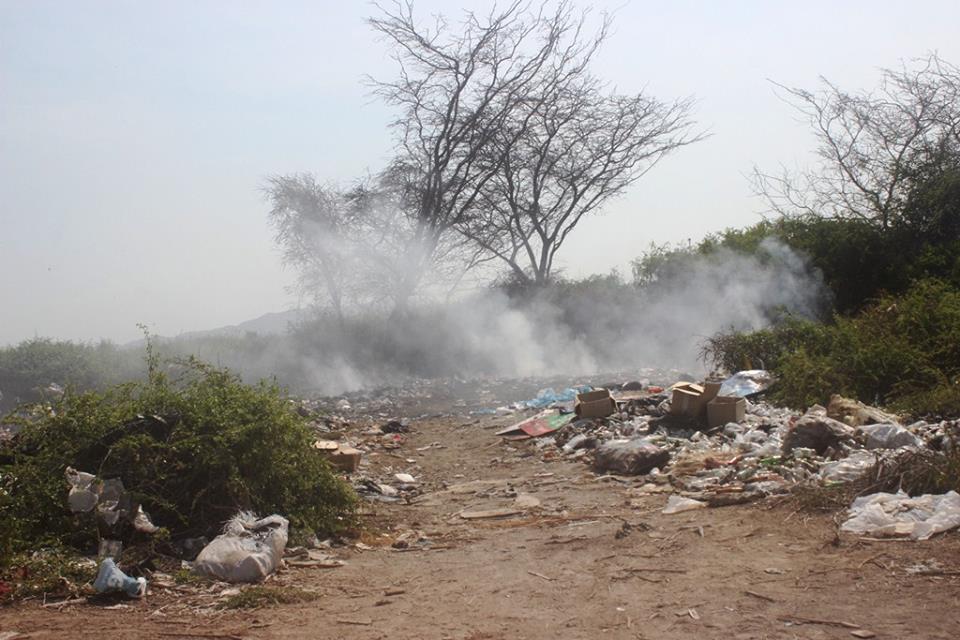 Descubren botadero a espaldas de una conocida residencial de Chiclayo
