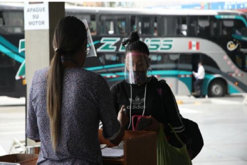 Estas son las restricciones vigentes desde hoy para el transporte terrestre interprovincial