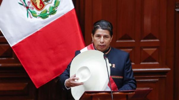 Sondeo de CPI: 72.6 % de peruanos opina que no se debe insistir en el cambio de la Constitución