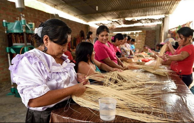 Capacitan a artesanas de Lambayeque para ingresar a nuevos mercados