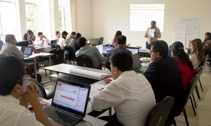 Capacitarán a 800 docentes en uso de tecnologías en Lambayeque 