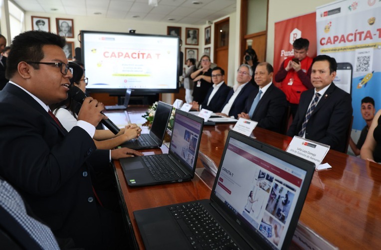 MTPE implementa políticas y servicios para promover el trabajo decente