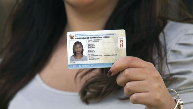 Universidades ya pueden solicitar el carné universitario 2022 