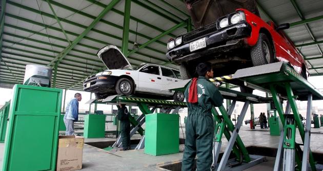 ¿Qué pasa si manejo con mi certificado de inspección técnica vehicular vencido?