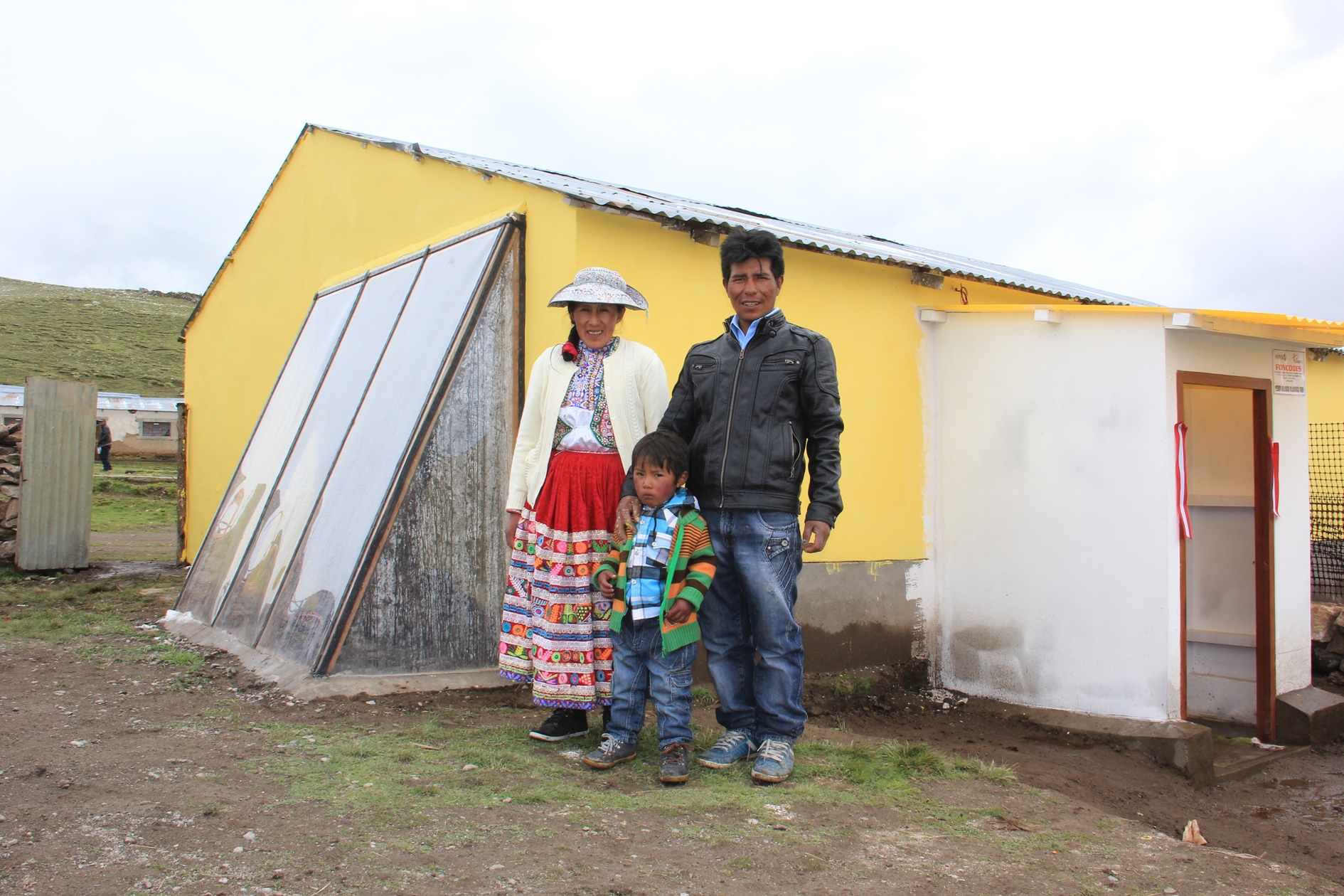 93 mil familias usuarias de Haku Wiñay de la sierra y  selva empiezan a ahorrar en bancos