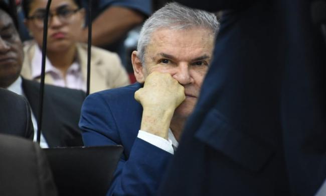 Castañeda: La crisis del amarillo