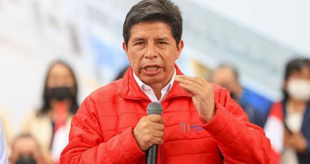 Piden crear comisión que investigue presuntos vínculos del presidente Castillo con organizaciones terroristas