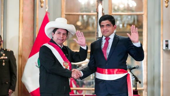 Carrasco cambia de versión y ahora dice que no se reunió con Castillo cuando fue a Breña