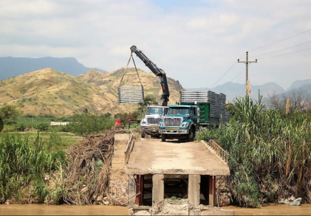 Caudal de río Chancay impide instalar puente modular