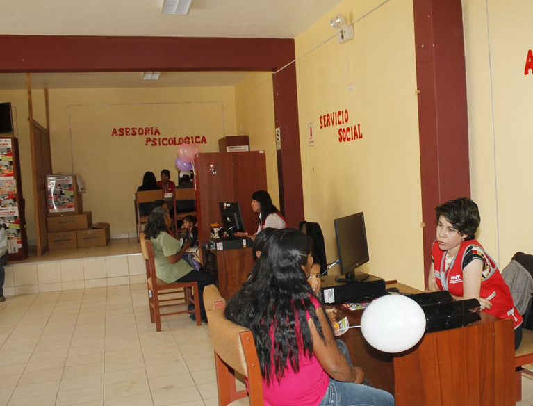 Repotenciarán los Centros de Emergencia de la Mujer en todo el país