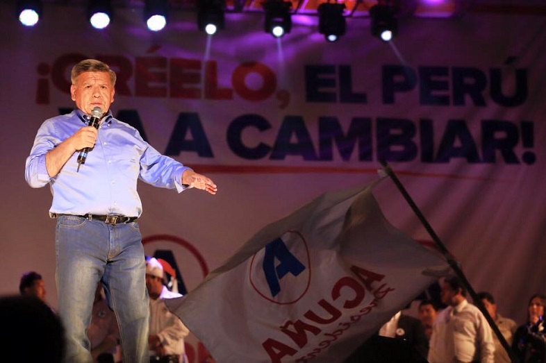 César Acuña asegura que no se aliará con otros grupos políticos
