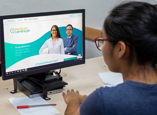 Jóvenes pueden acceder a renovada página web que les ayuda a elegir qué carrera estudiar  