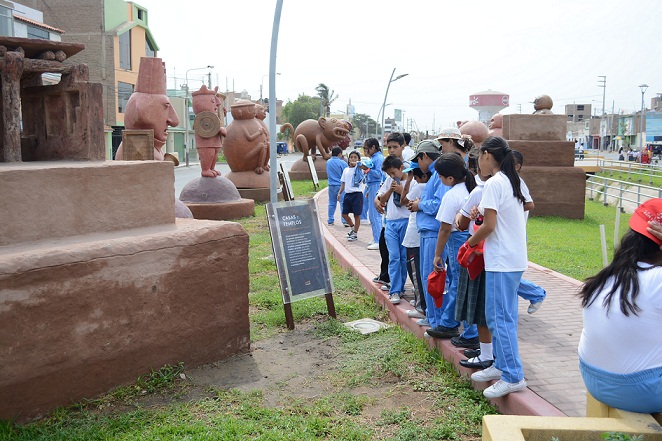   Escolares visitan el Paseo Yortuque como parte de proyecto de Identidad