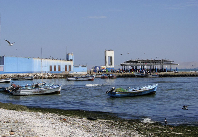 Por oleajes anómalos siguen cerrados 57 puertos, caletas y terminales en la costa peruana