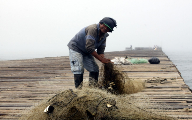 Cierran puertos y caletas en la región Lambayeque por oleajes