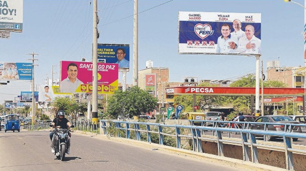 Revelan que partidos políticos gastaron S/ 556 mil de dinero público en abogados