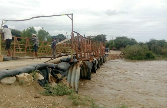 Colapsó puente colgante de Zaña 
