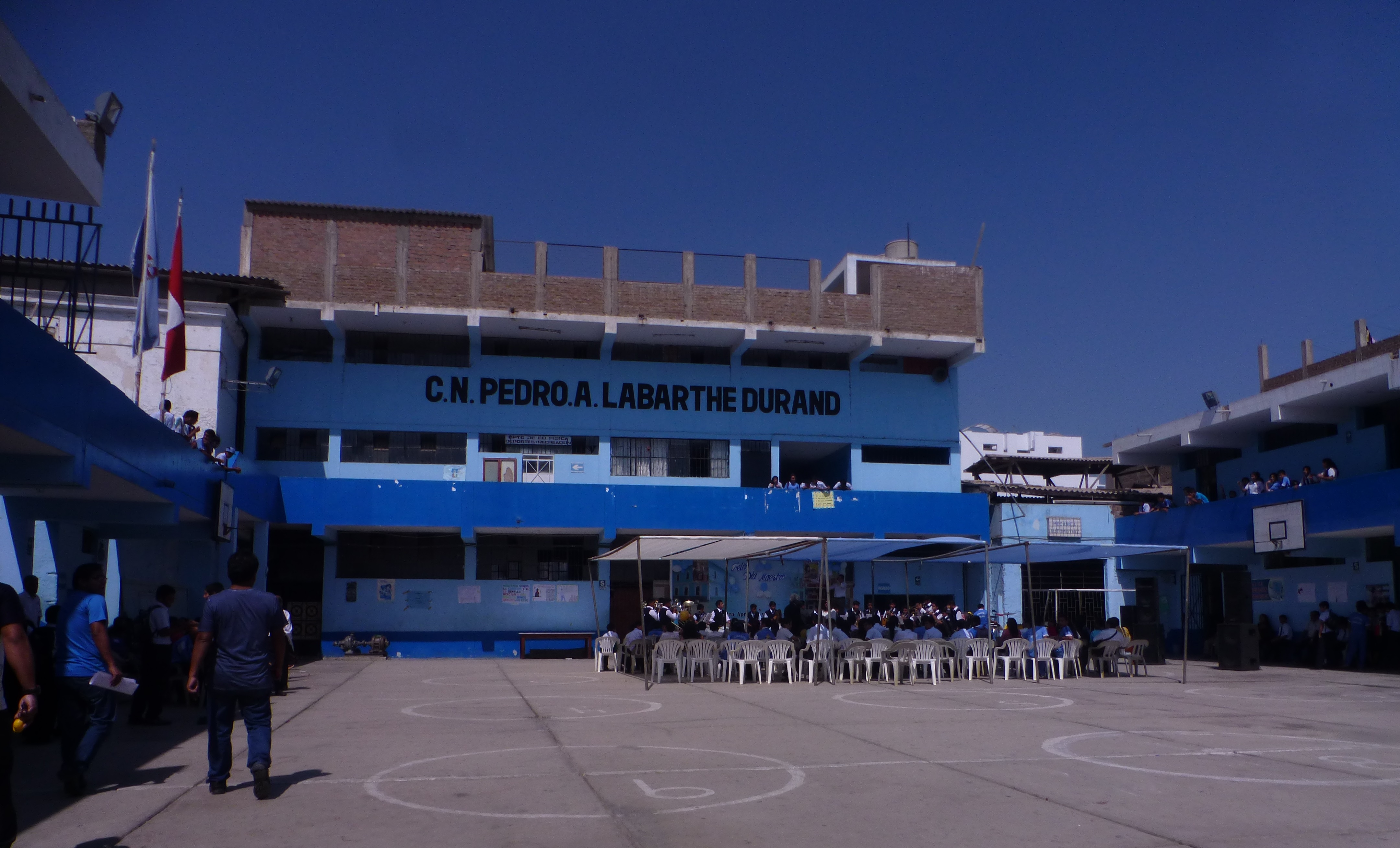 Exalumnos del colegio Labarthe anuncian movilización para exigir a autoridades la restauración del plantel