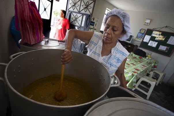 Realizan nuevo empadronamiento para beneficiarios de comedores populares