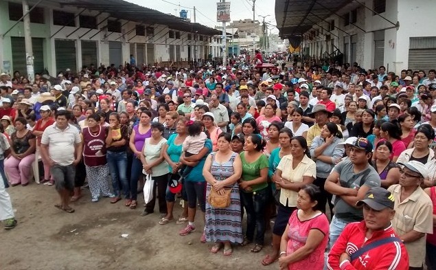 Comerciantes del complejo de mercados “Moshoqueque” anuncian protesta