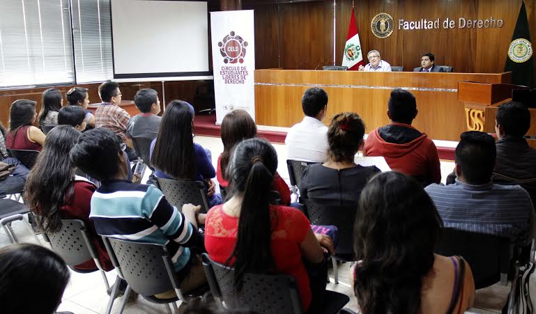 Universtarios lambayecanos participan en Congreso Nacional de Juventudes