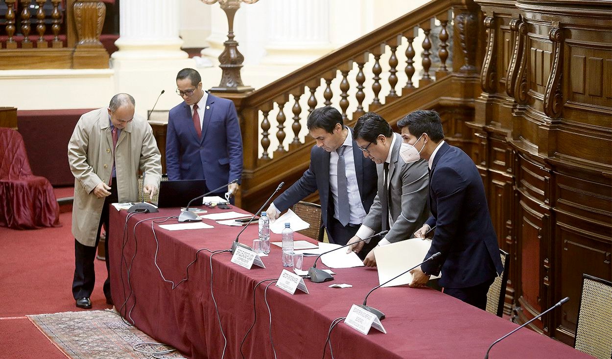 Hermanos de Lilia Paredes no se presentaron ante la Comisión de Fiscalización