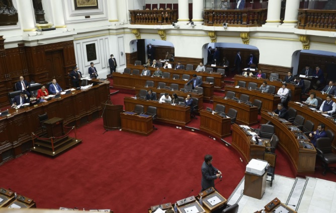 Congreso aprueba reconsiderar votación de adelanto de elecciones generales 