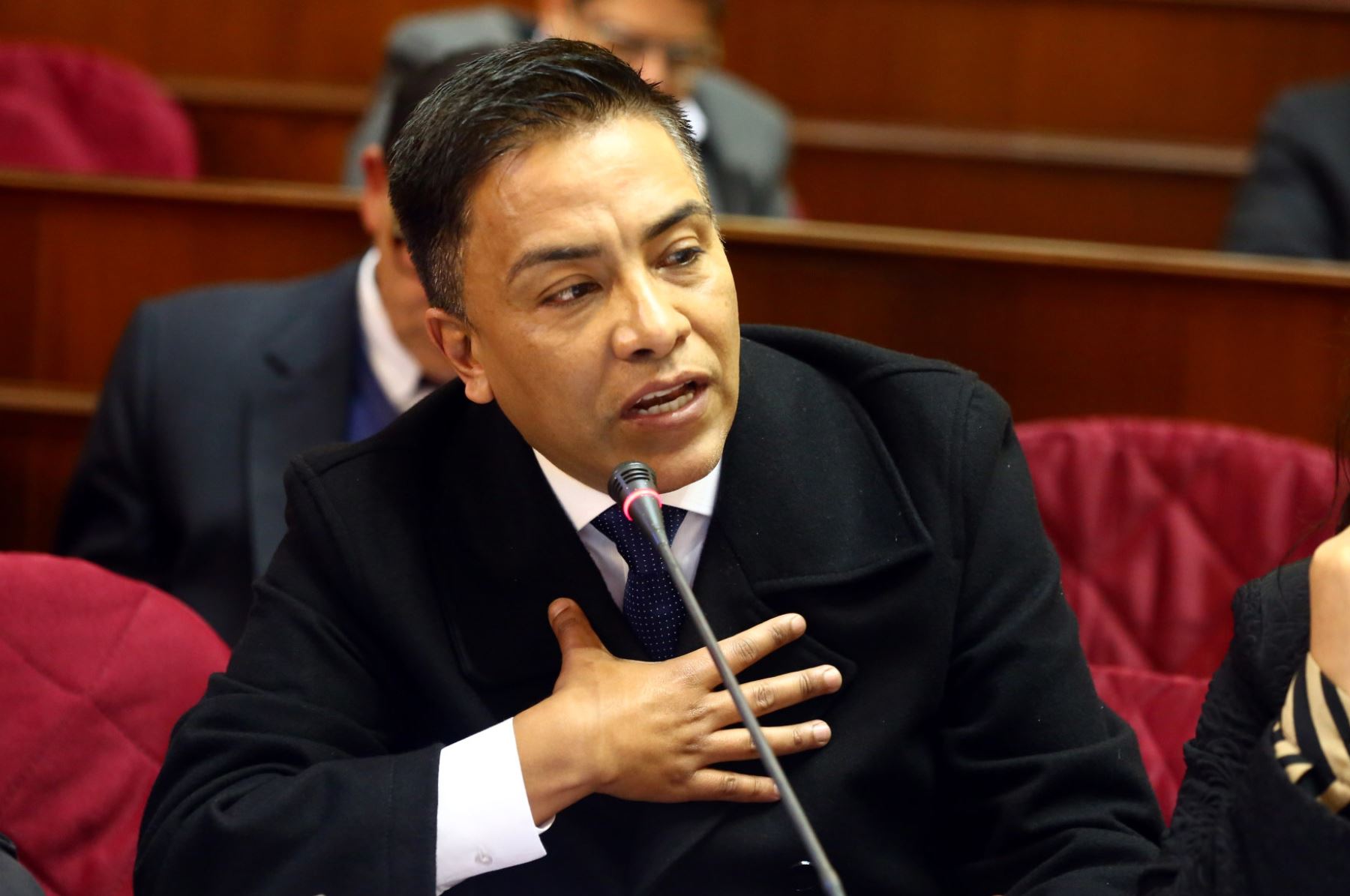 Roberto Vieira intentó salir del país tras disolución del Congreso