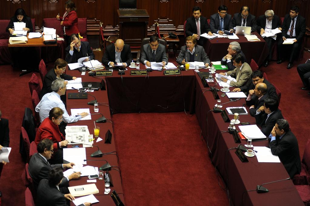 La reforma electoral en el Perú pasó a mejor vida