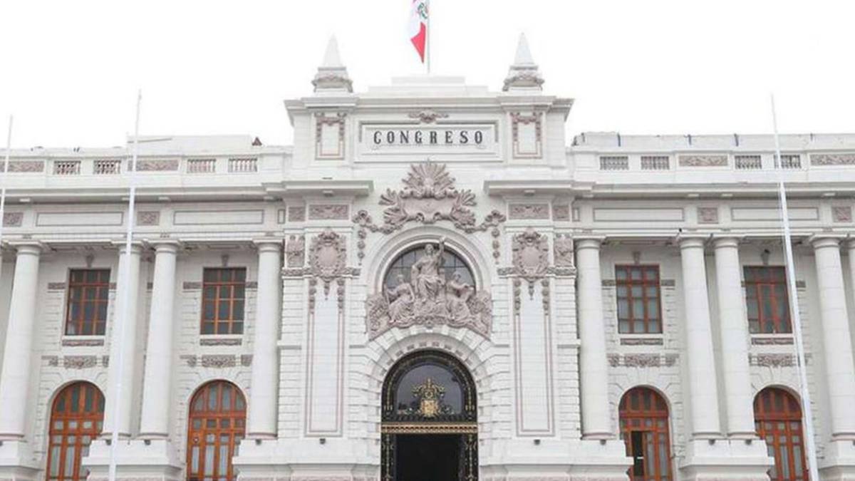 Comisión Permanente del Congreso evalúa hoy denuncias contra Vizcarra,  Alarcón y exministras  Mazzetti y Astete