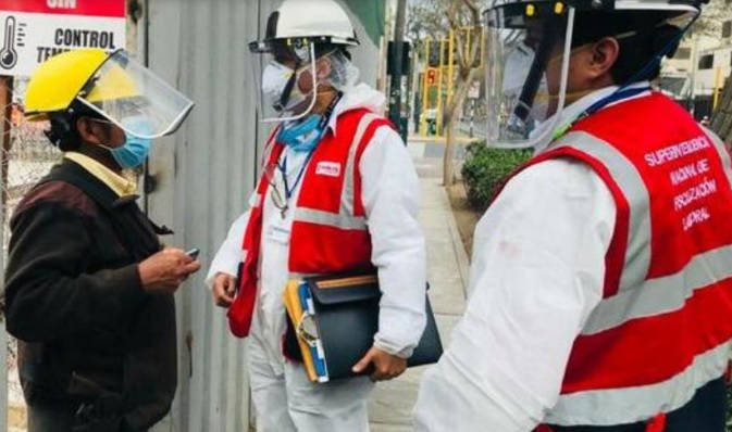 Conoce las multas por permitir el ingreso de trabajadores sin las tres dosis