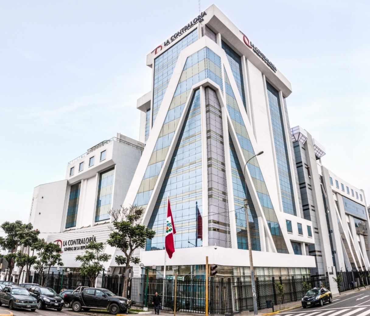 Contraloría procesará y sancionará administrativamente casos de corrupción en entidades públicas