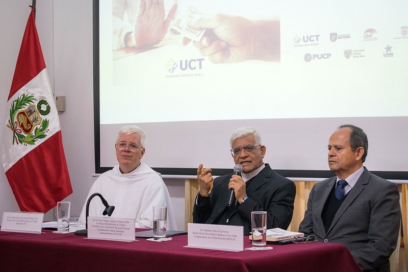 Presidente de la CEP presenta curso sobre lucha contra la corrupción