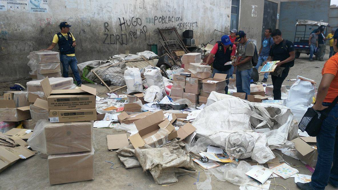 Policía halla cuatro mil textos escolares del Minedu en almacén de reciclaje de JLO