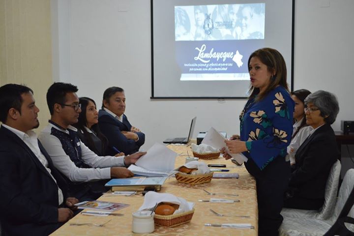 Empresas se comprometen a implementar ley que permite contratación de personas con discapacidad