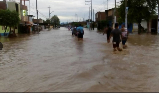 Desborde del río La Leche afecta a pobladores de 4 distritos de Lambayeque