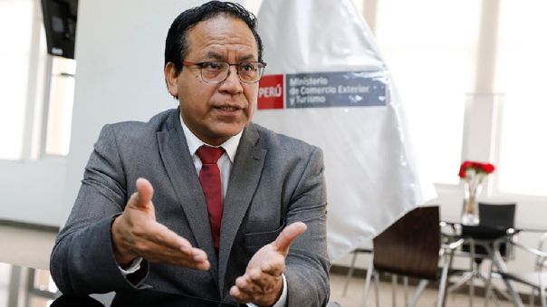 Fiscalía de la Nación citó al ministro Roberto Sánchez para el viernes 11 de noviembre 